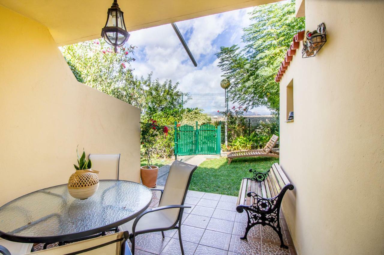 Villa Martina Bungalow With Garden, Bbq, And Pools San Bartolomé Exteriör bild